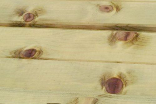 &Auml;ste bei Holz